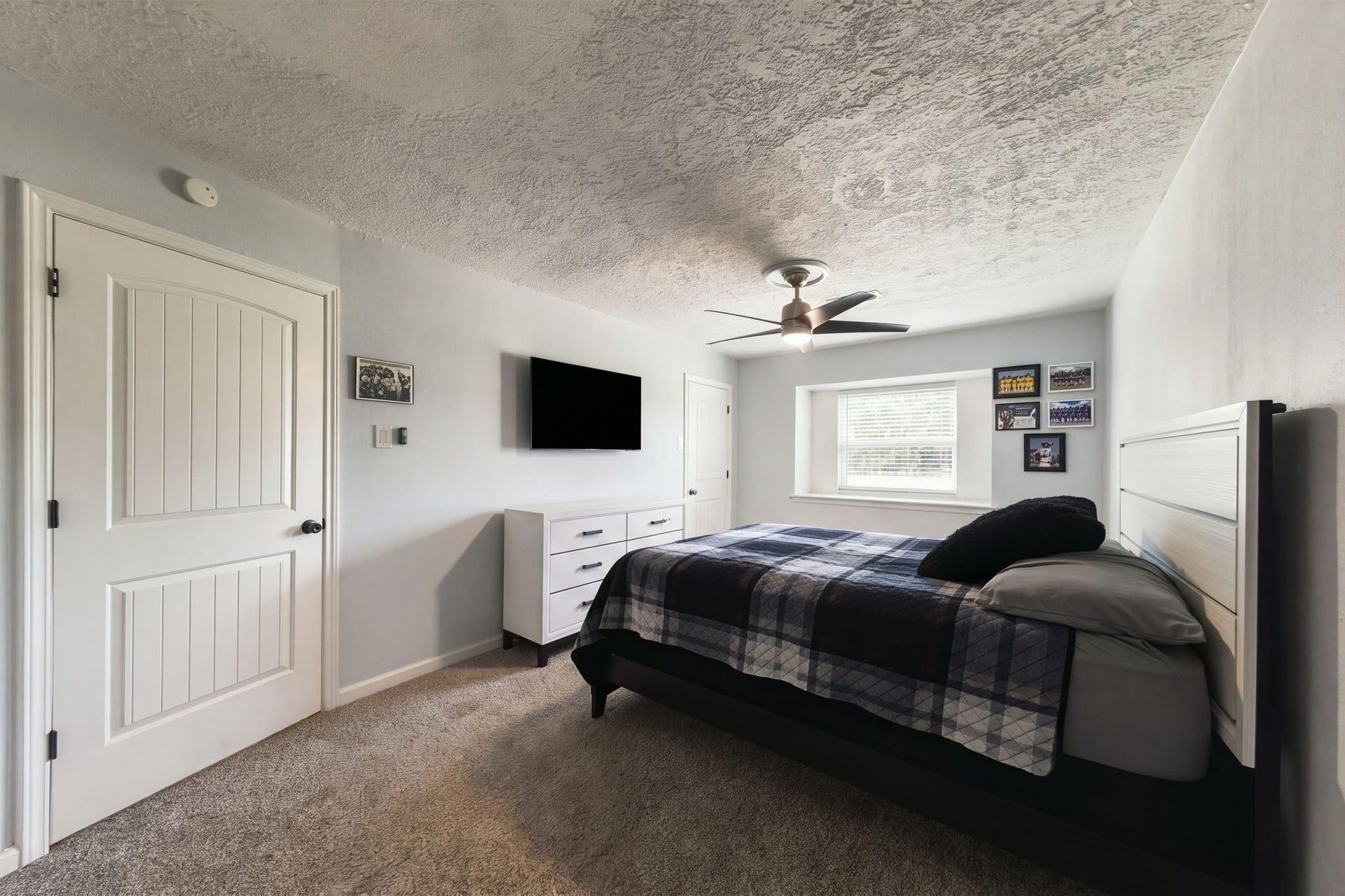 326 Kingscourt Drive, Houston, TX 77015 326 Kingscourt Drive, Houston, TX 77015