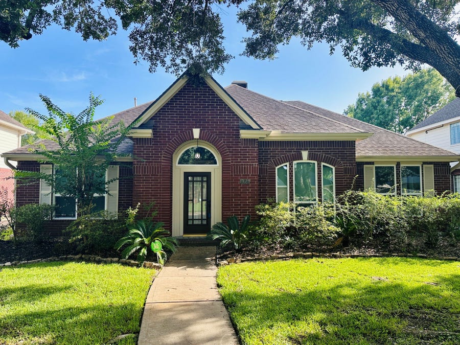 Property photo for 19523 Indian Hawthorn Drive, Houston, TX