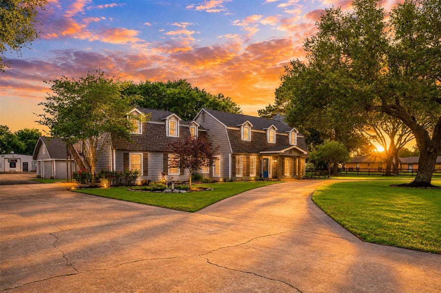 Property photo for 10419 W Hidden Lake Lane, Richmond, TX