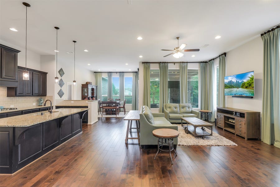 Property photo for 16626 Whiteoak Canyon Drive, Humble, TX