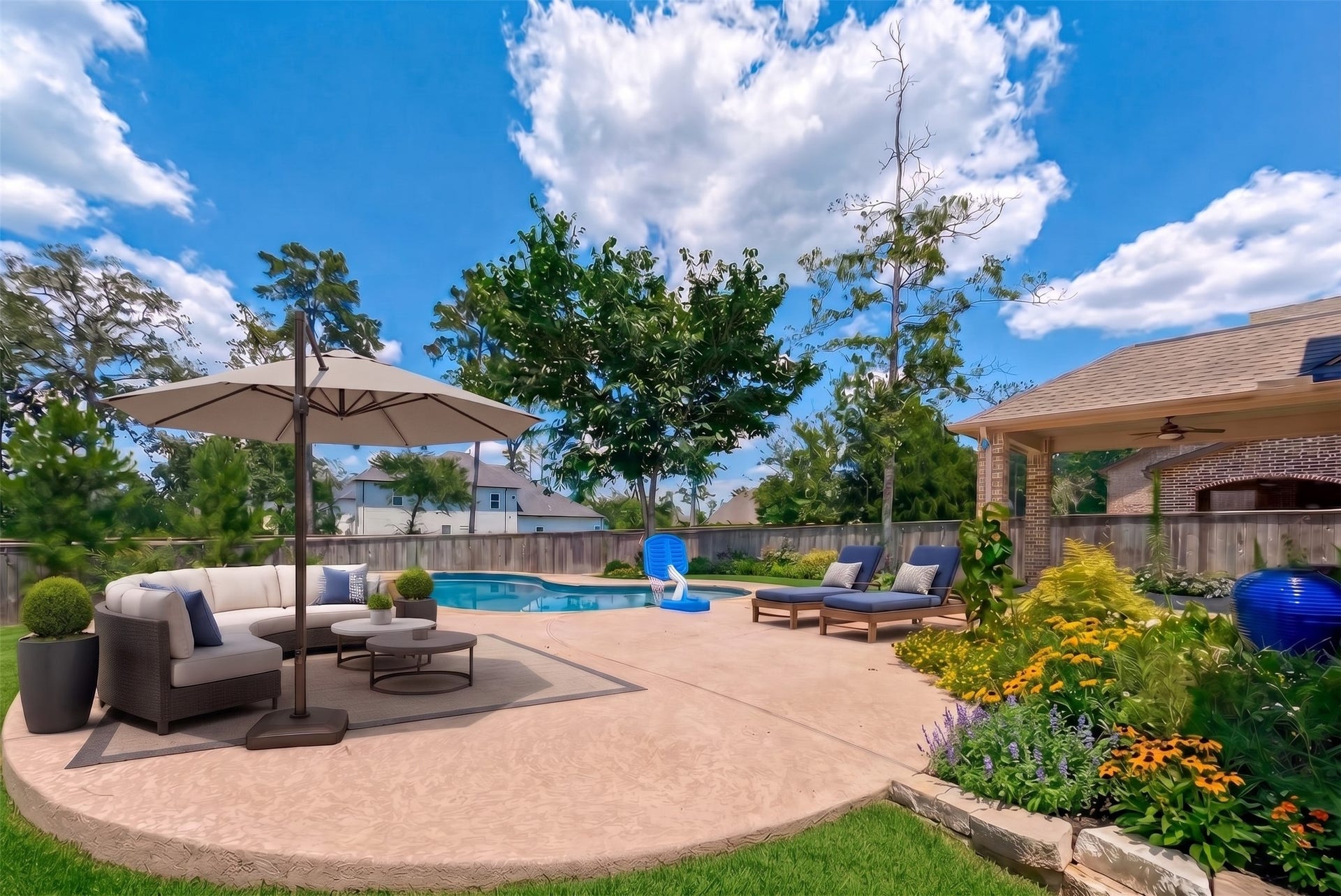 115 N Winter Sunrise Circle, Tomball, TX 77375