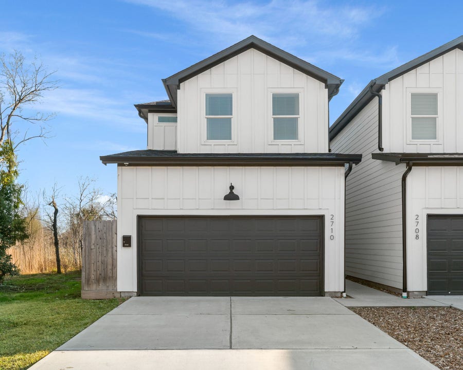 Property photo for 2710 Noble Street, Houston, TX
