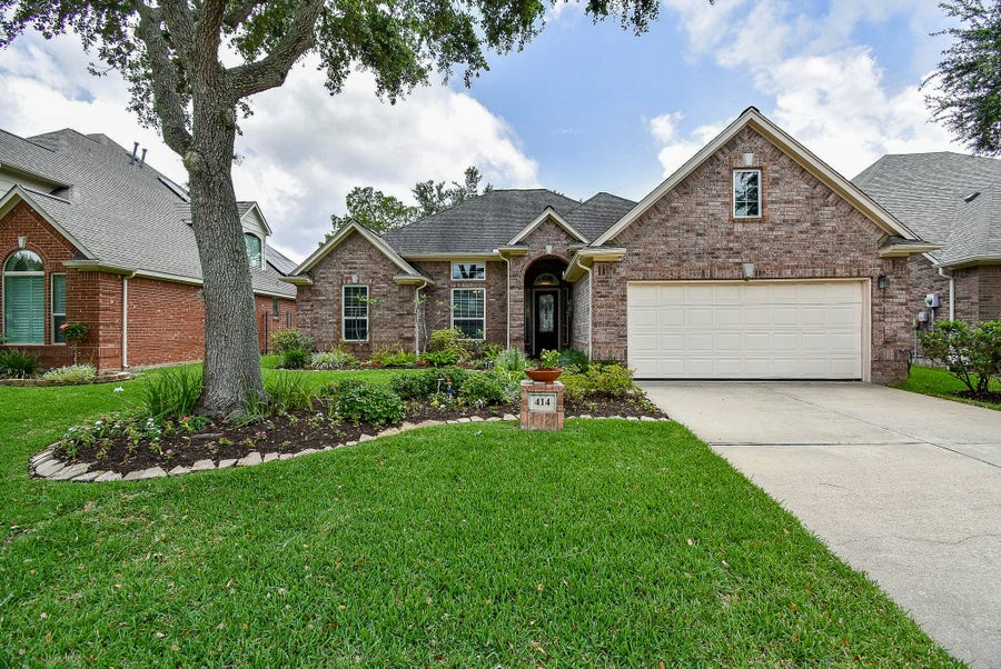 Property photo for 414 Nighthawk Court, Sugar Land, TX