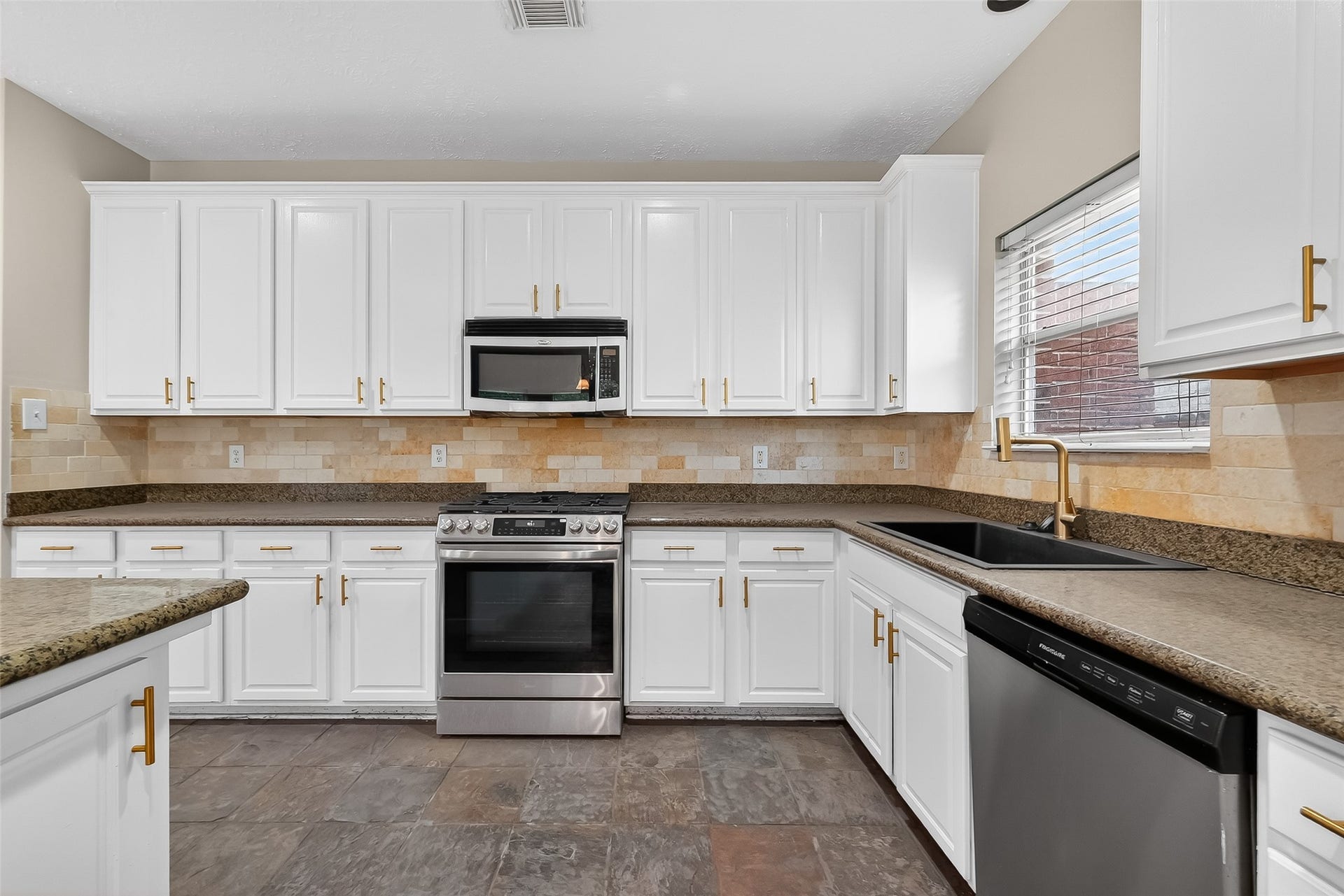 21519 San Marino Drive, Katy, TX 77450 21519 San Marino Drive, Katy, TX 77450