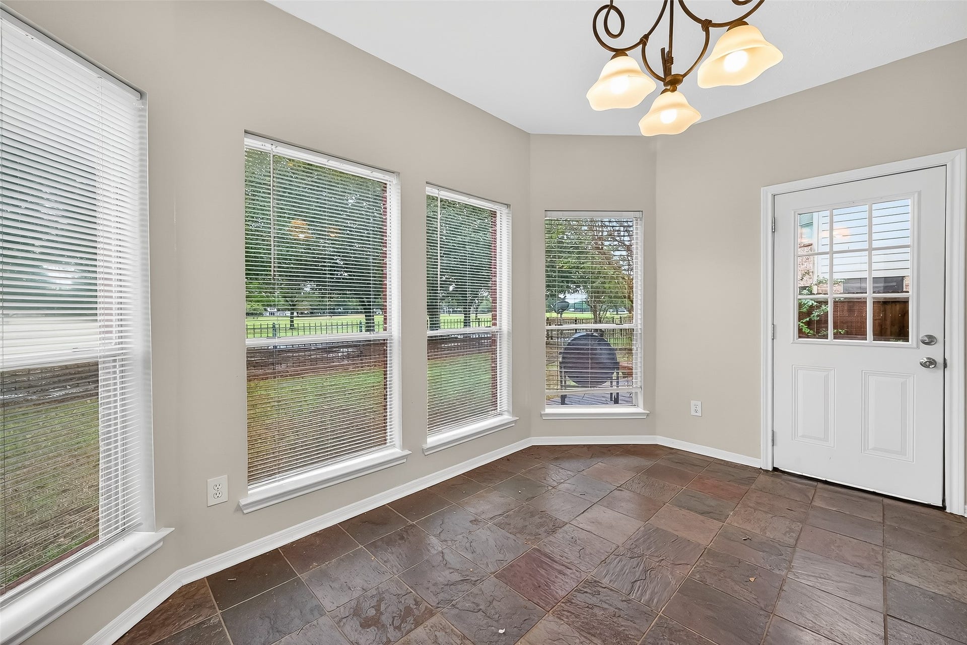 21519 San Marino Drive, Katy, TX 77450 21519 San Marino Drive, Katy, TX 77450