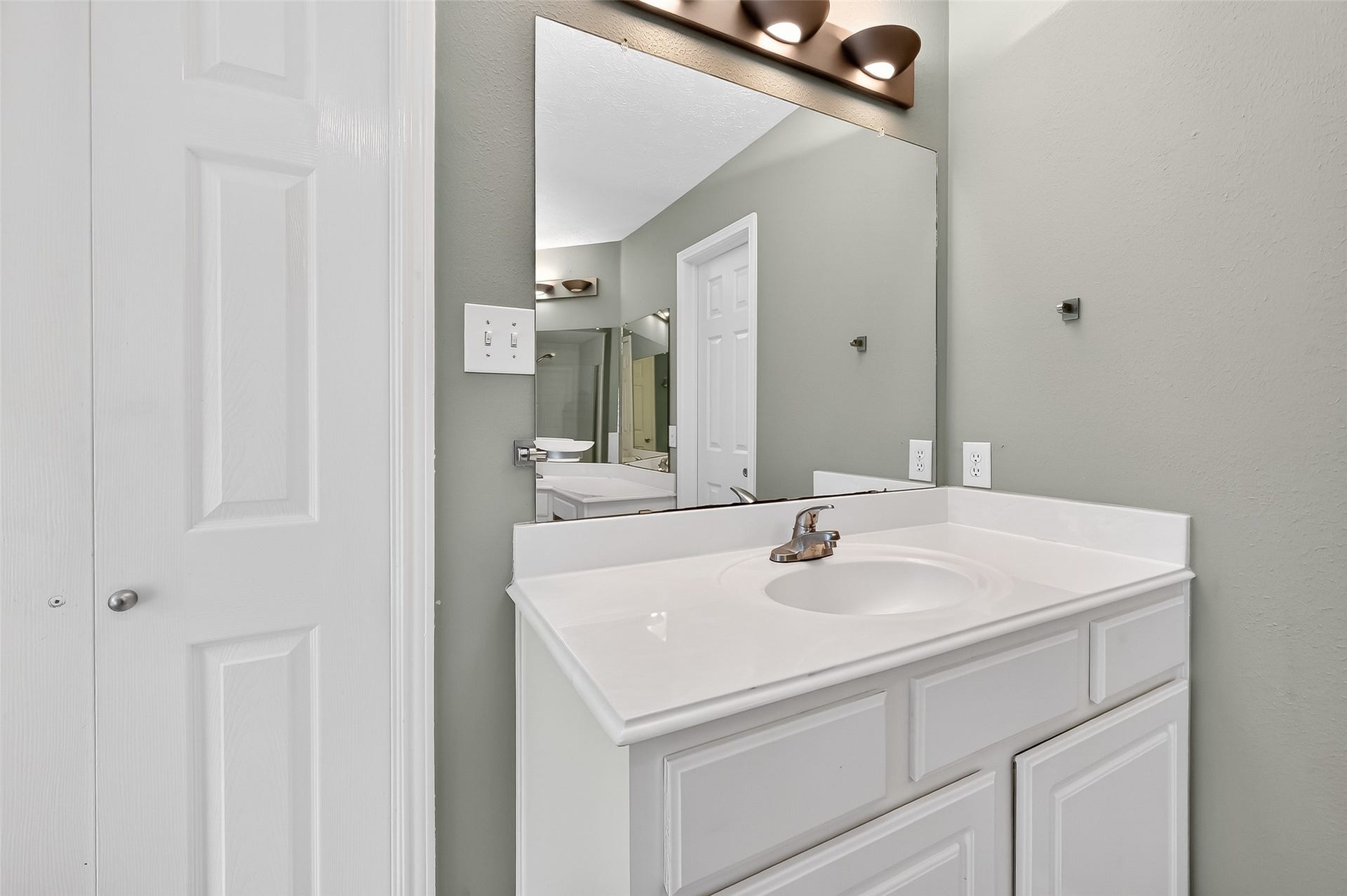 21519 San Marino Drive, Katy, TX 77450 21519 San Marino Drive, Katy, TX 77450