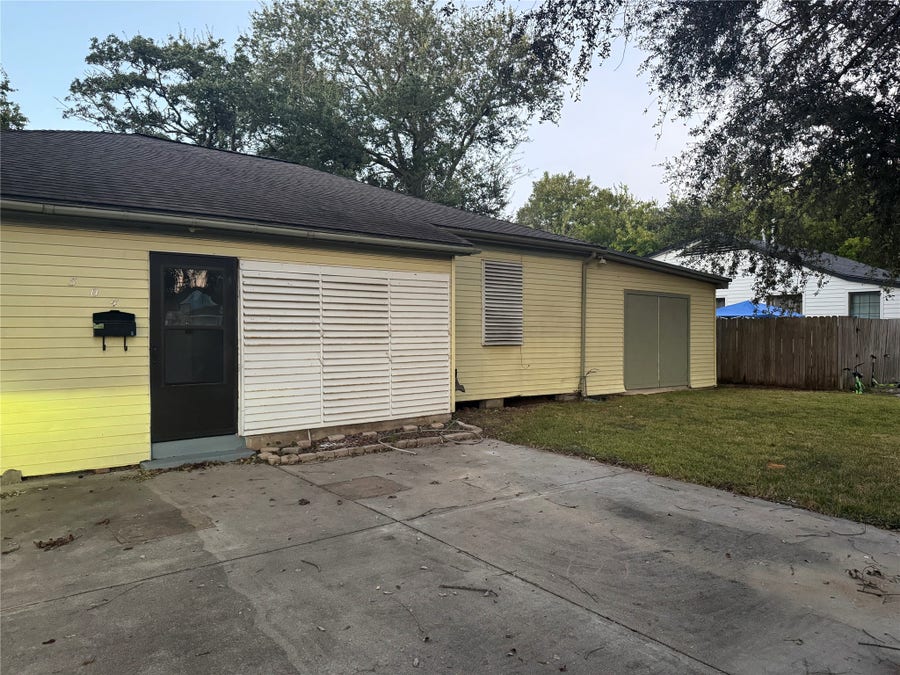 Property photo for 504 19th Ave North, Texas City, TX