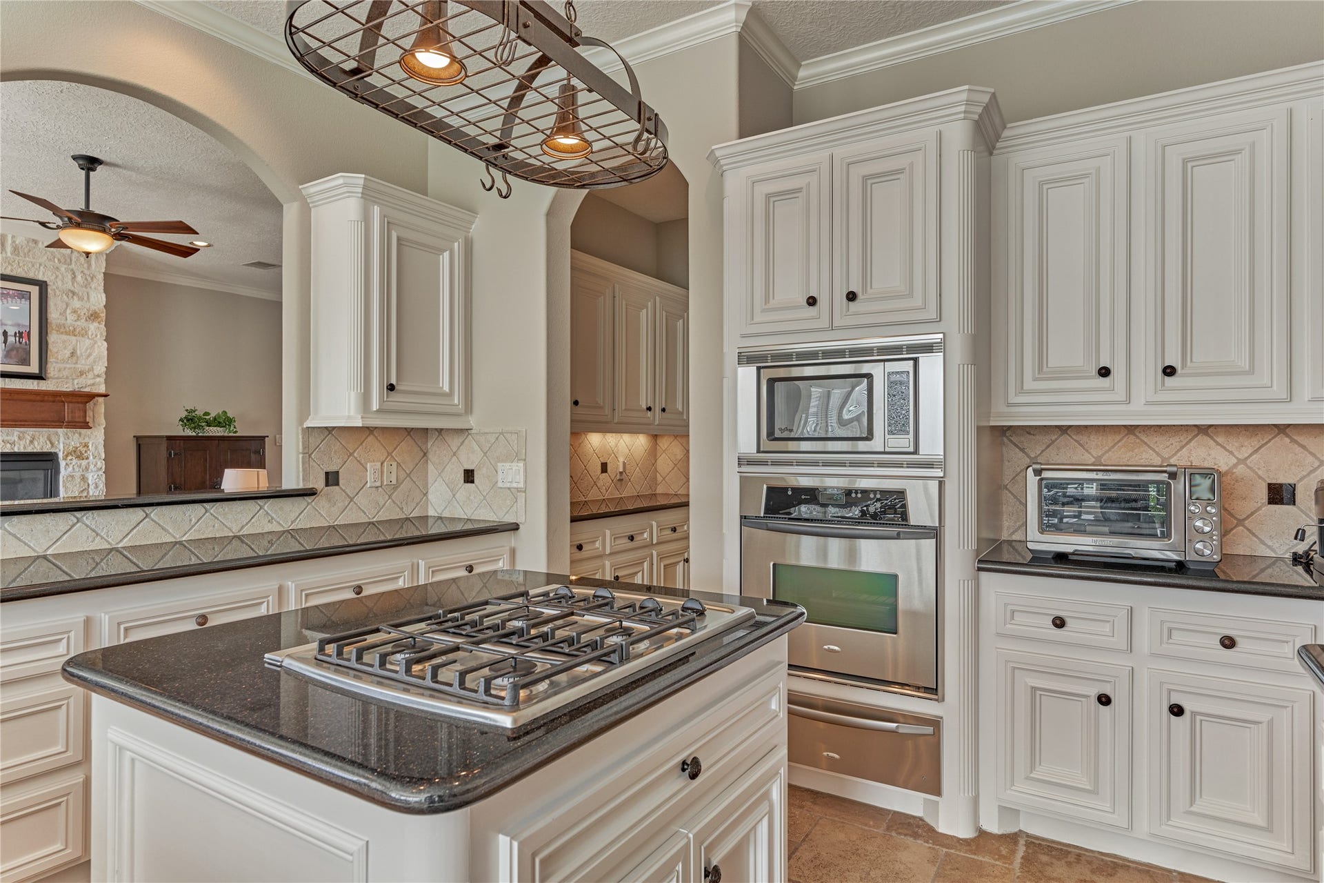 12323 Longmire Cove, Conroe, TX 77304 12323 Longmire Cove, Conroe, TX 77304