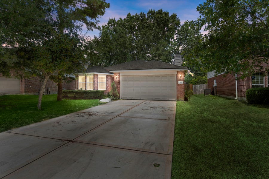 Property photo for 166 Fairwind Trail Drive, Conroe, TX