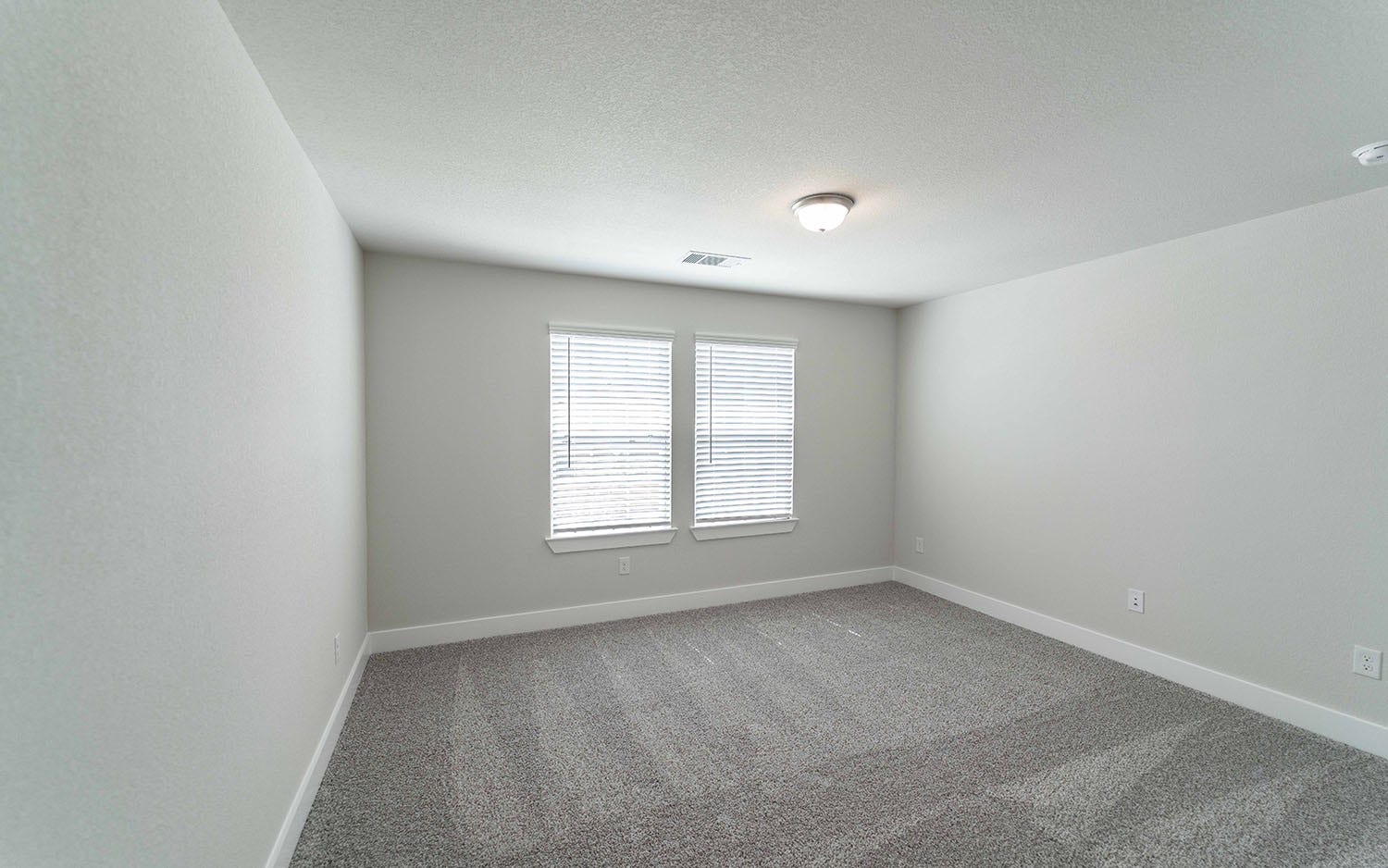 8915 Rose Jade Drive, Iowa Colony, TX 77583 8915 Rose Jade Drive, Iowa Colony, TX 77583