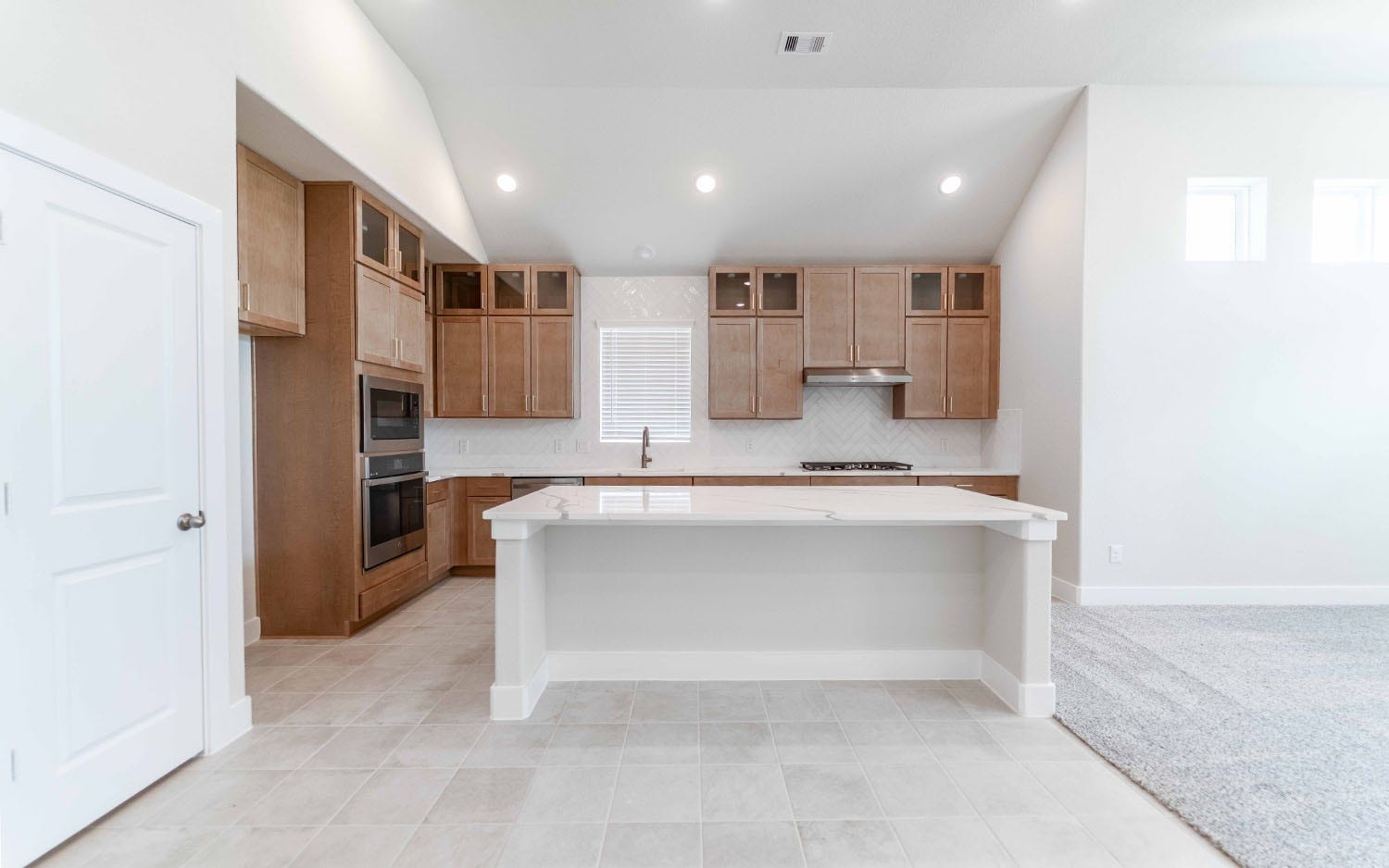 8915 Rose Jade Drive, Iowa Colony, TX 77583 8915 Rose Jade Drive, Iowa Colony, TX 77583