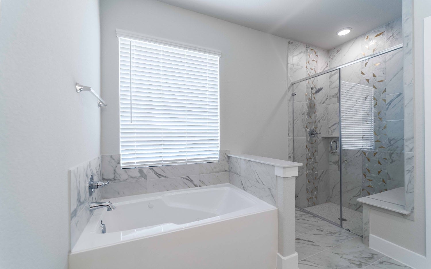 8915 Rose Jade Drive, Iowa Colony, TX 77583 8915 Rose Jade Drive, Iowa Colony, TX 77583