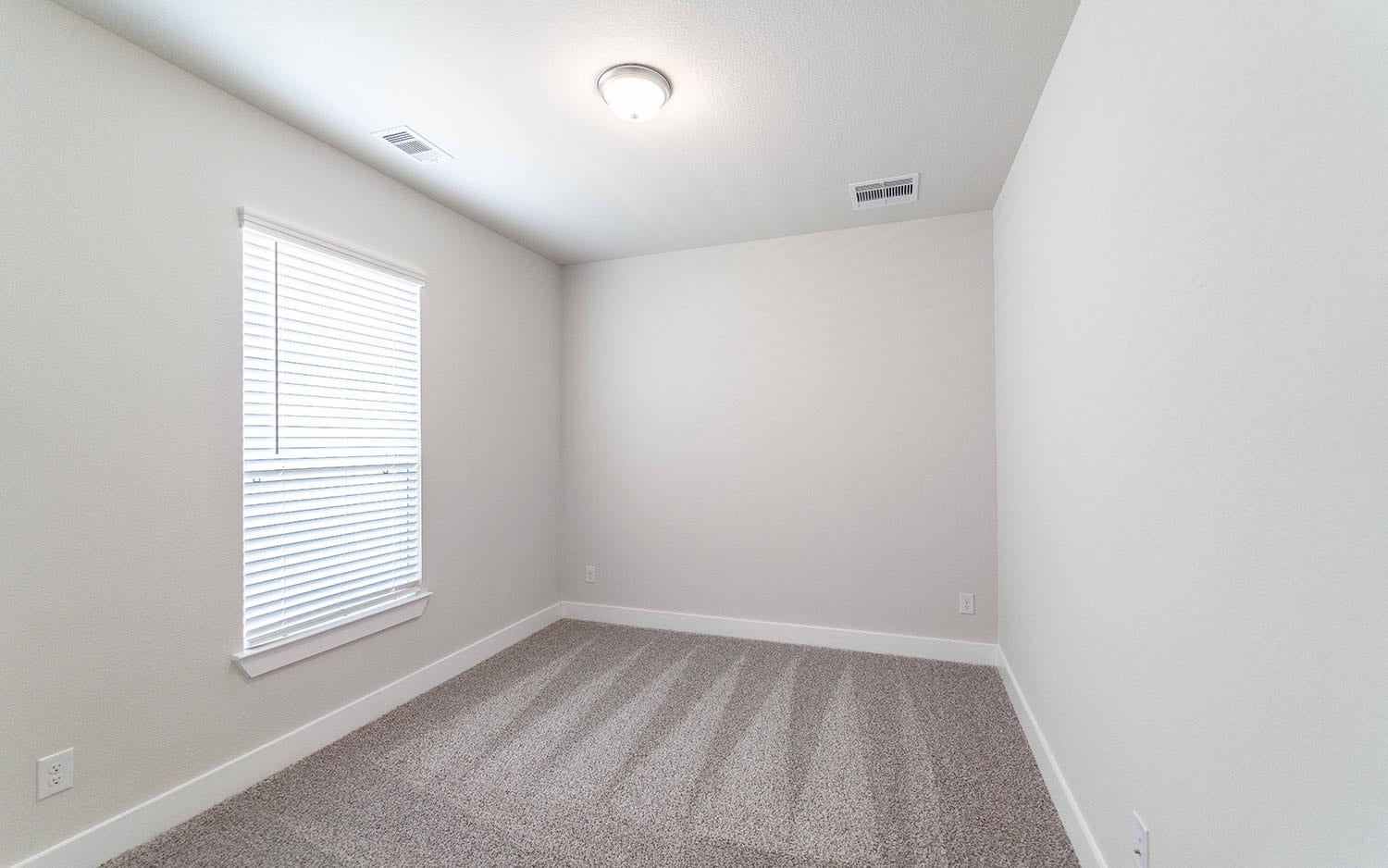 8915 Rose Jade Drive, Iowa Colony, TX 77583 8915 Rose Jade Drive, Iowa Colony, TX 77583