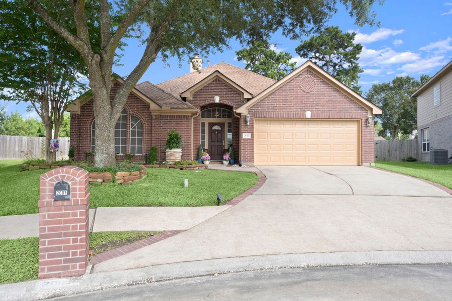 Property photo for 2007 Louetta Spring Drive, Spring, TX