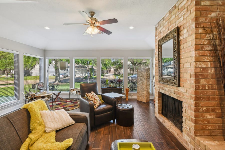 Property photo for 1006 Glacier Hill Drive, Houston, TX