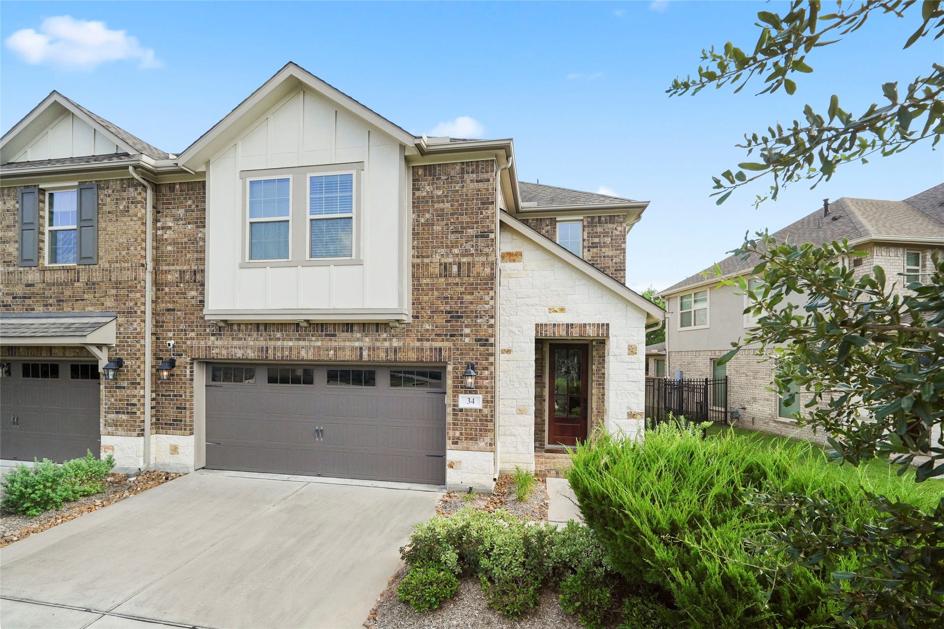 34 Heirloom Garden Place, The Woodlands, TX 77354 34 Heirloom Garden Place, The Woodlands, TX 77354