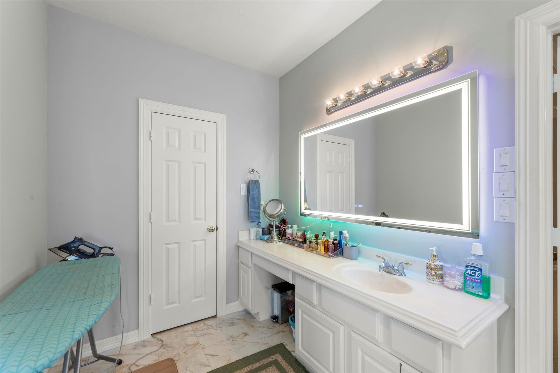 15111 Black Falls Lane, Sugar Land, TX 77498 15111 Black Falls Lane, Sugar Land, TX 77498