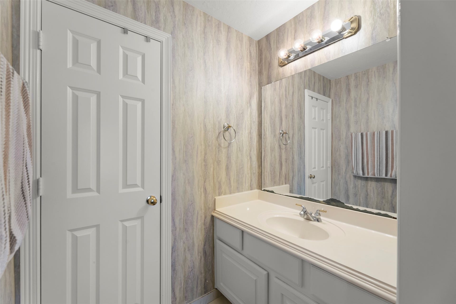 15111 Black Falls Lane, Sugar Land, TX 77498 15111 Black Falls Lane, Sugar Land, TX 77498