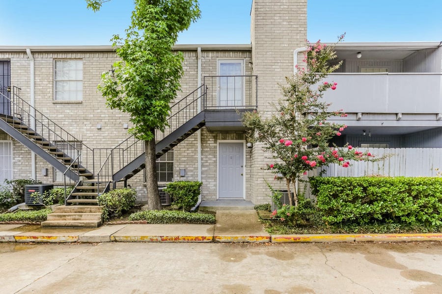Property photo for 9797 Leawood Boulevard, #1419, Houston, TX
