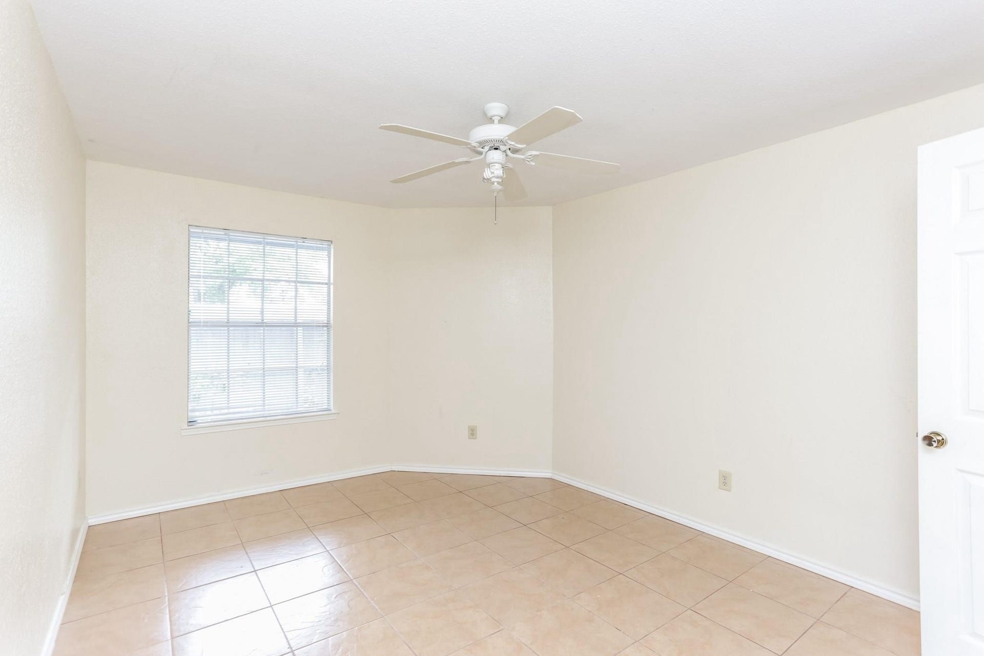 9797 Leawood Boulevard, #1419, Houston, TX 77099 9797 Leawood Boulevard, #1419, Houston, TX 77099