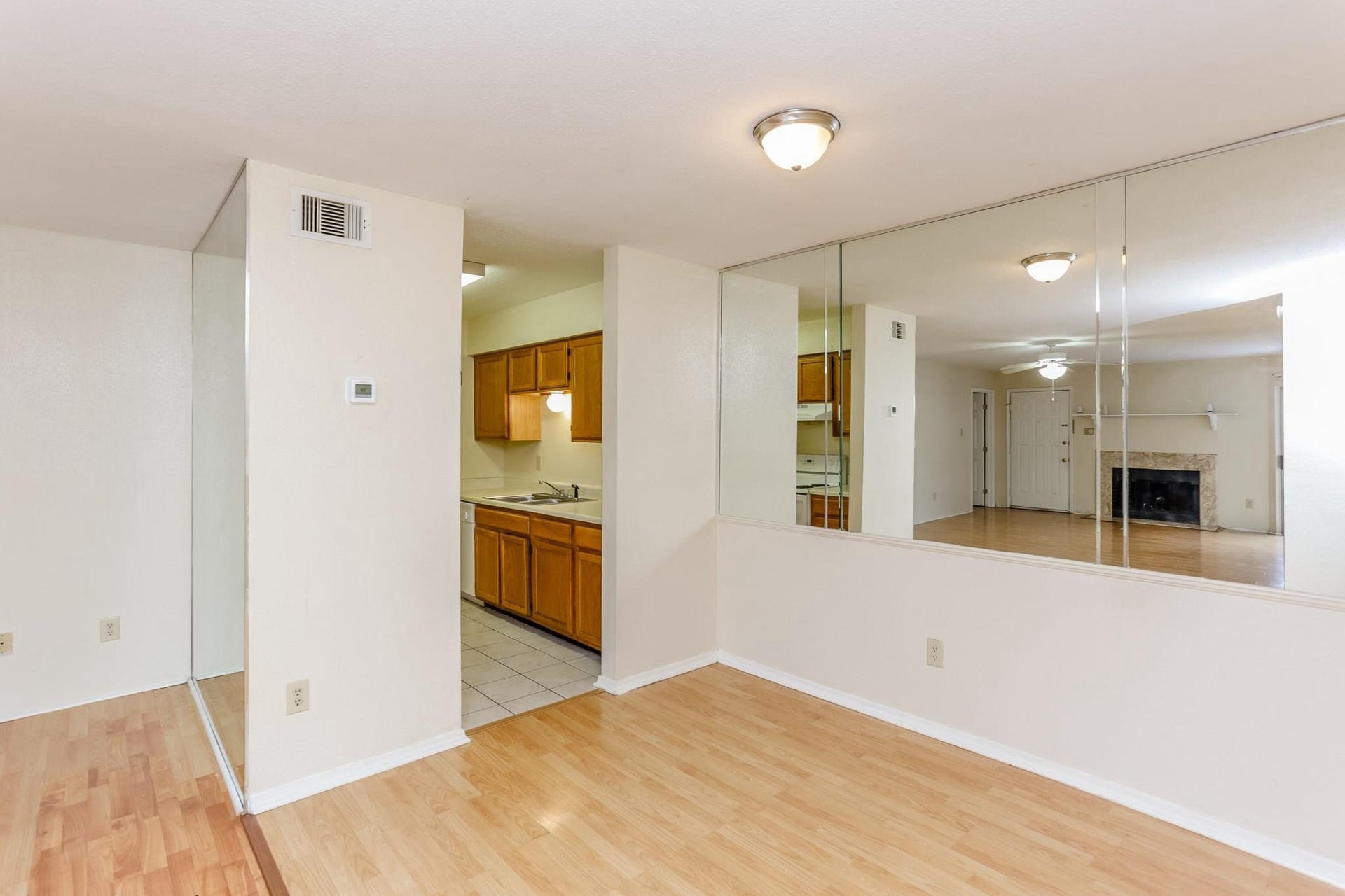 9797 Leawood Boulevard, #1419, Houston, TX 77099 9797 Leawood Boulevard, #1419, Houston, TX 77099