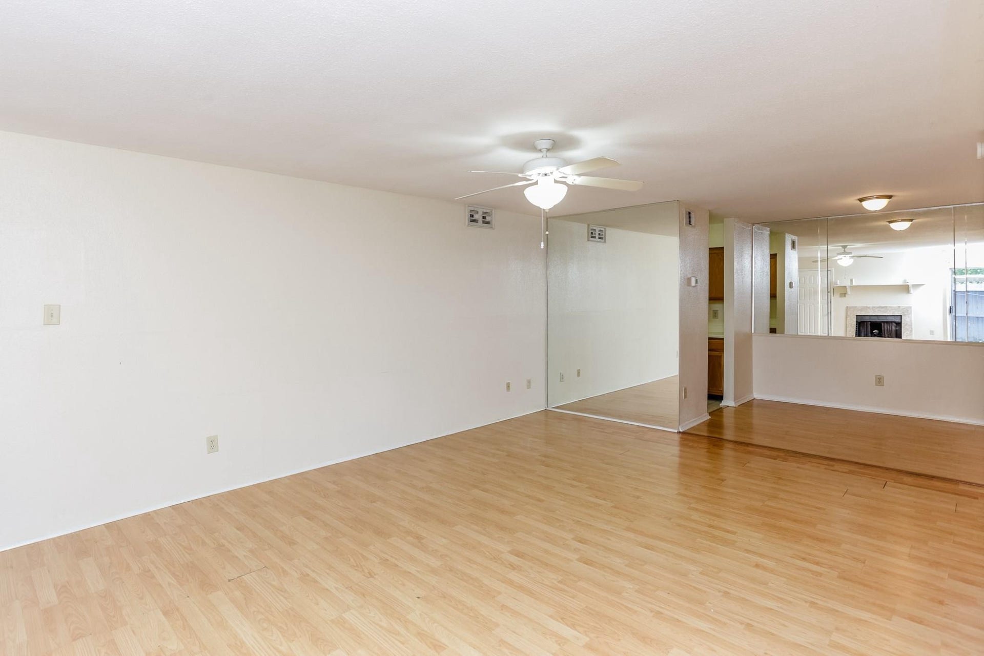 9797 Leawood Boulevard, #1419, Houston, TX 77099 9797 Leawood Boulevard, #1419, Houston, TX 77099