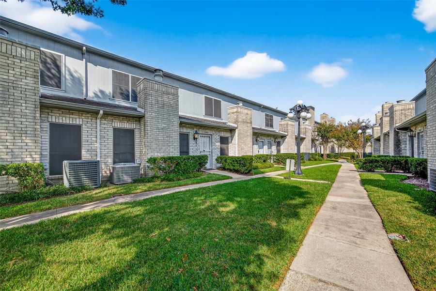 Property photo for 7395 Regency Square Court, #7395, Houston, TX