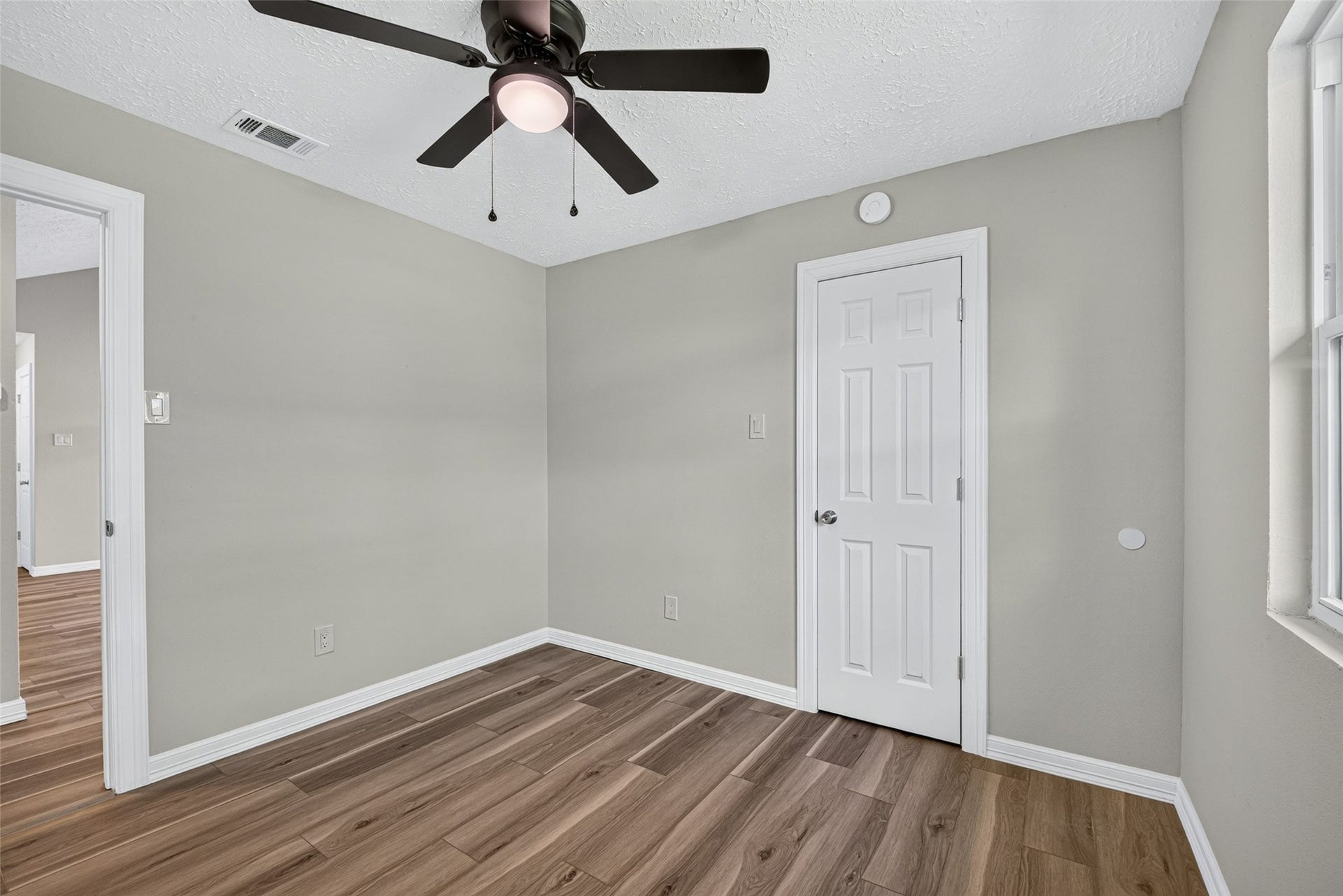 2031 Hickory Glen Drive, Missouri City, TX 77489