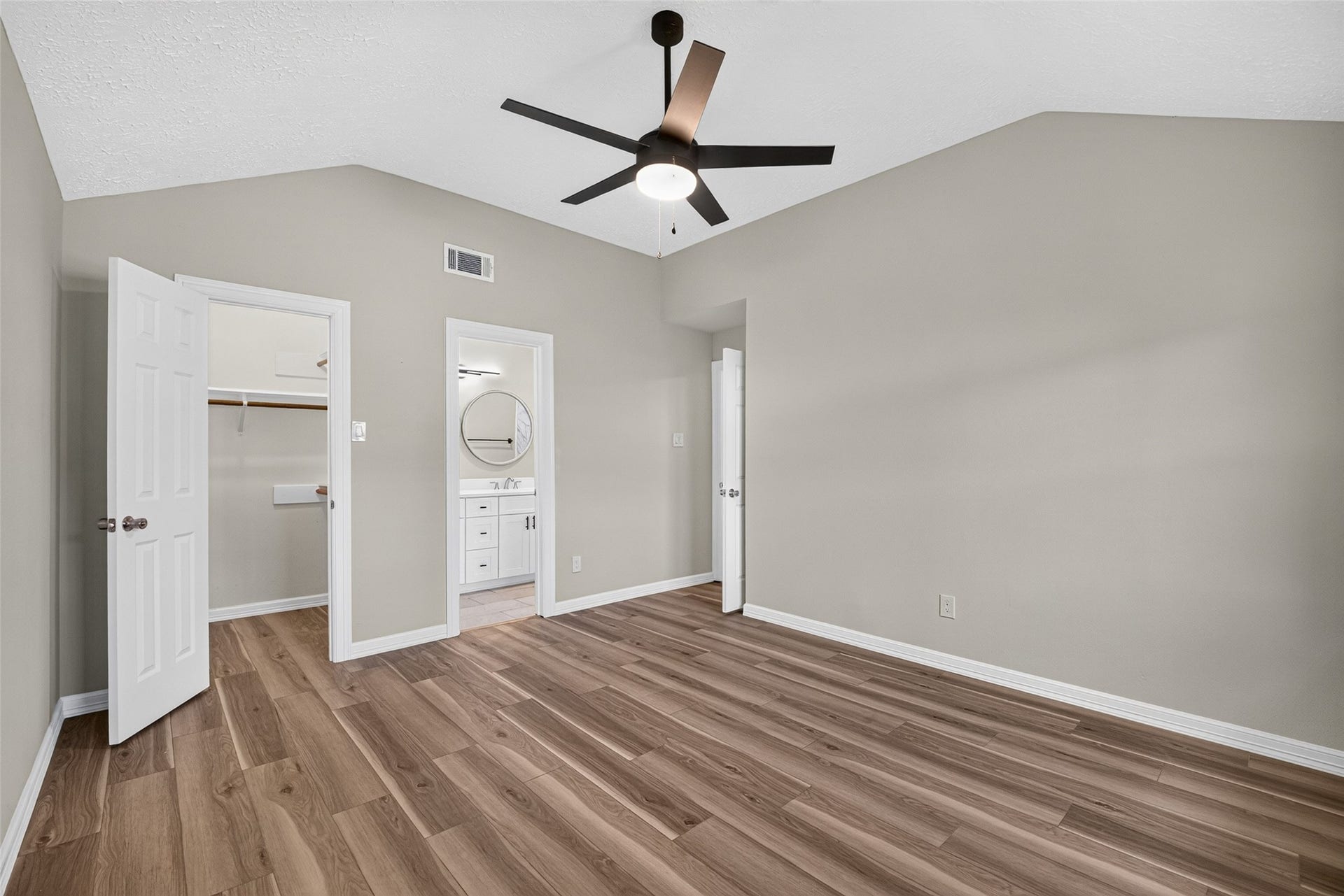 2031 Hickory Glen Drive, Missouri City, TX 77489