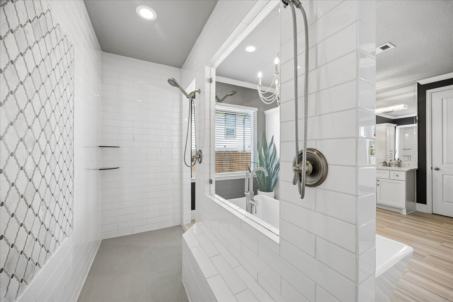 40873 Wesson Lane, Magnolia, TX 77354 Dual-Entry walk-through shower