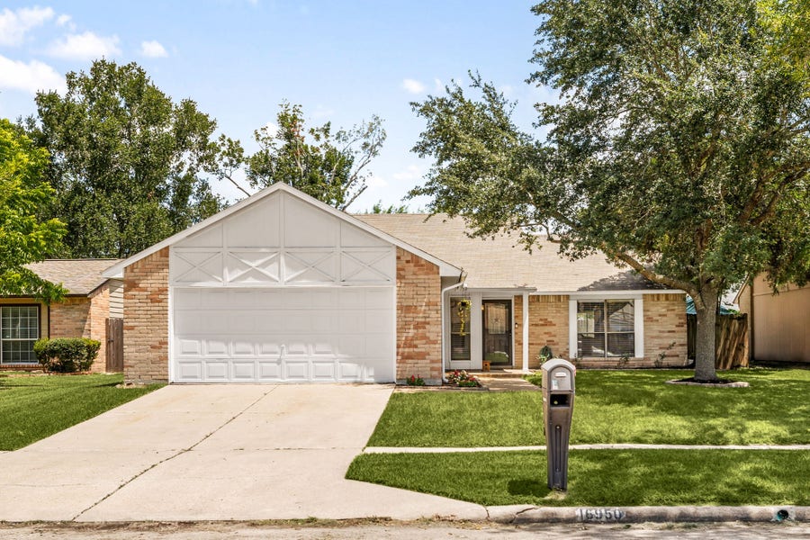 Property photo for 16950 Cairngale Street, Houston, TX