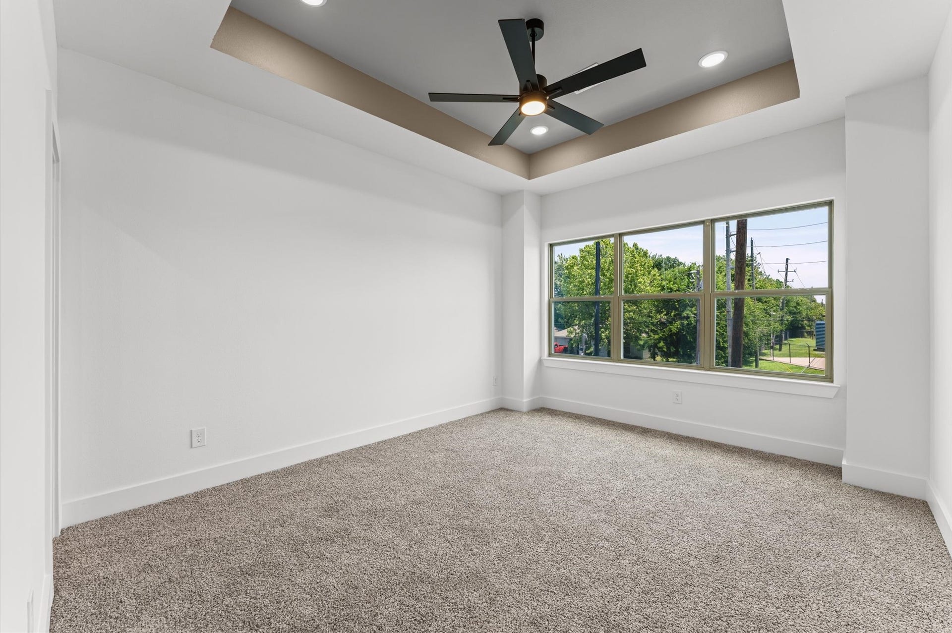 13505 Ivy Vine Lane, Houston, TX 77047