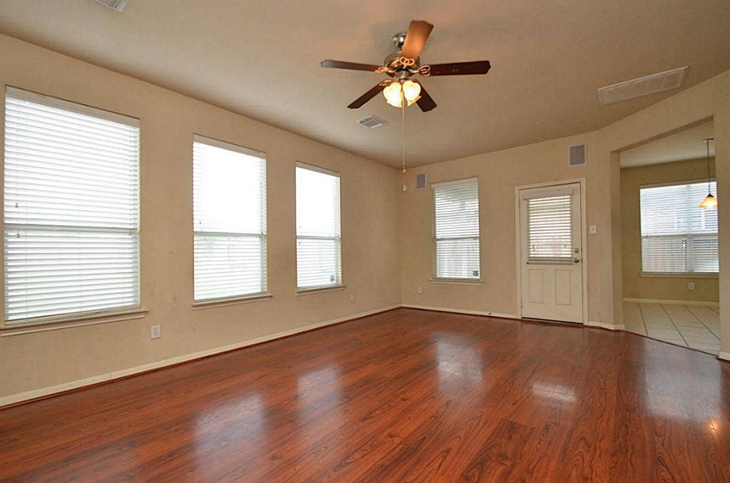 2502 Quiet Sage Lane, Katy, TX 77494 Plenty of Lighting