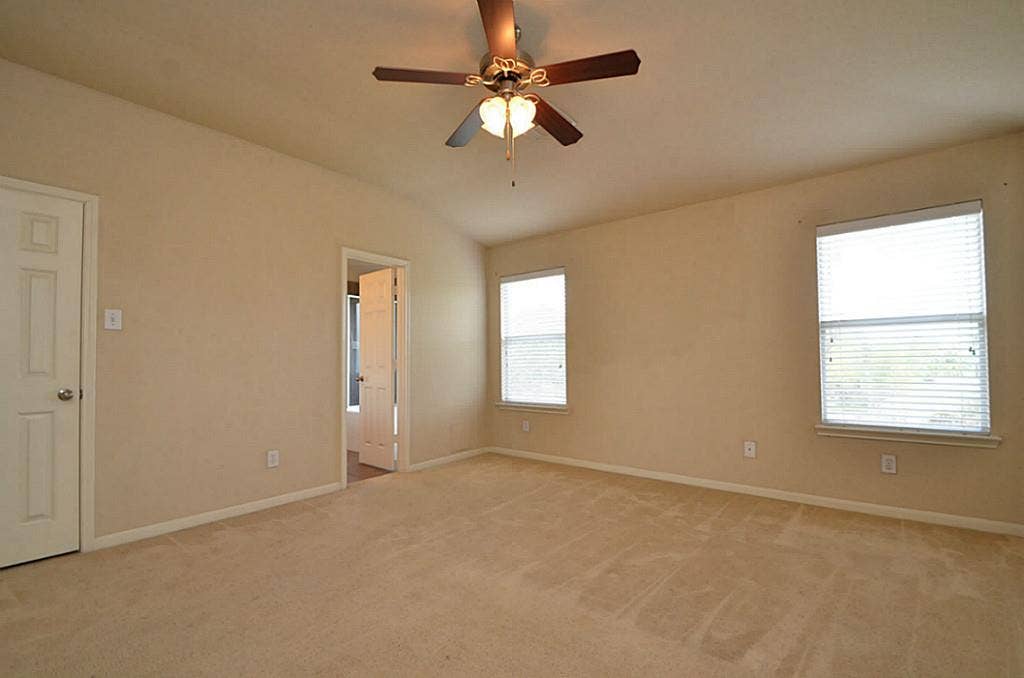 2502 Quiet Sage Lane, Katy, TX 77494 Large Master w/Ceiling Fan