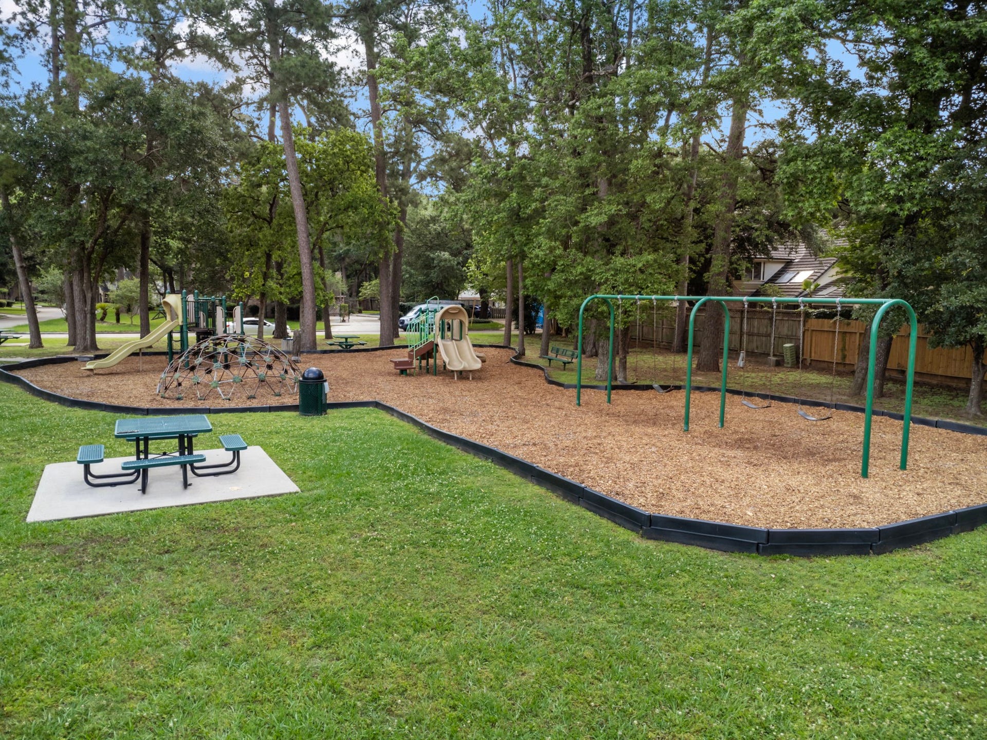 5614 Braxtonshire Court, Houston, TX 77069 5614 Braxtonshire Court, Houston, TX 77069