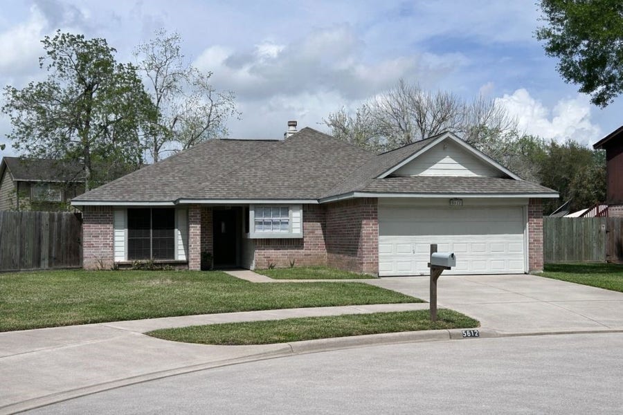 Property photo for 5612 Countryaire Street, League City, TX