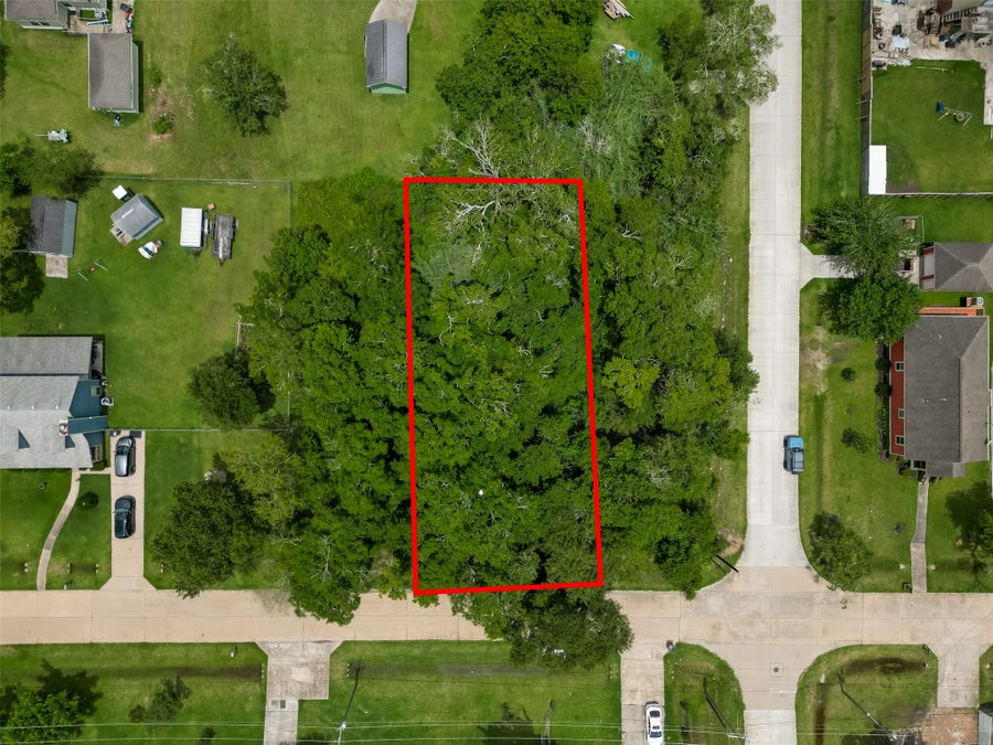 Property photo for 000 Avenue G, Dickinson, TX