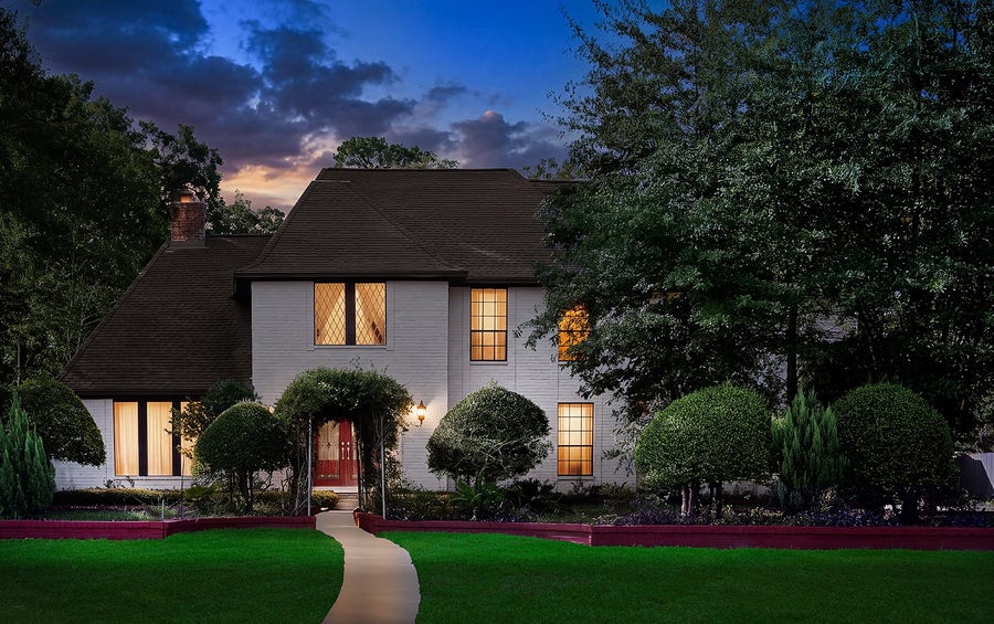 Property photo for 319 S Rivershire Drive, Conroe, TX