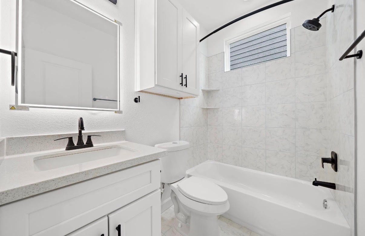 9315 Ashville Drive, #A B, Houston, TX 77051 Unit B