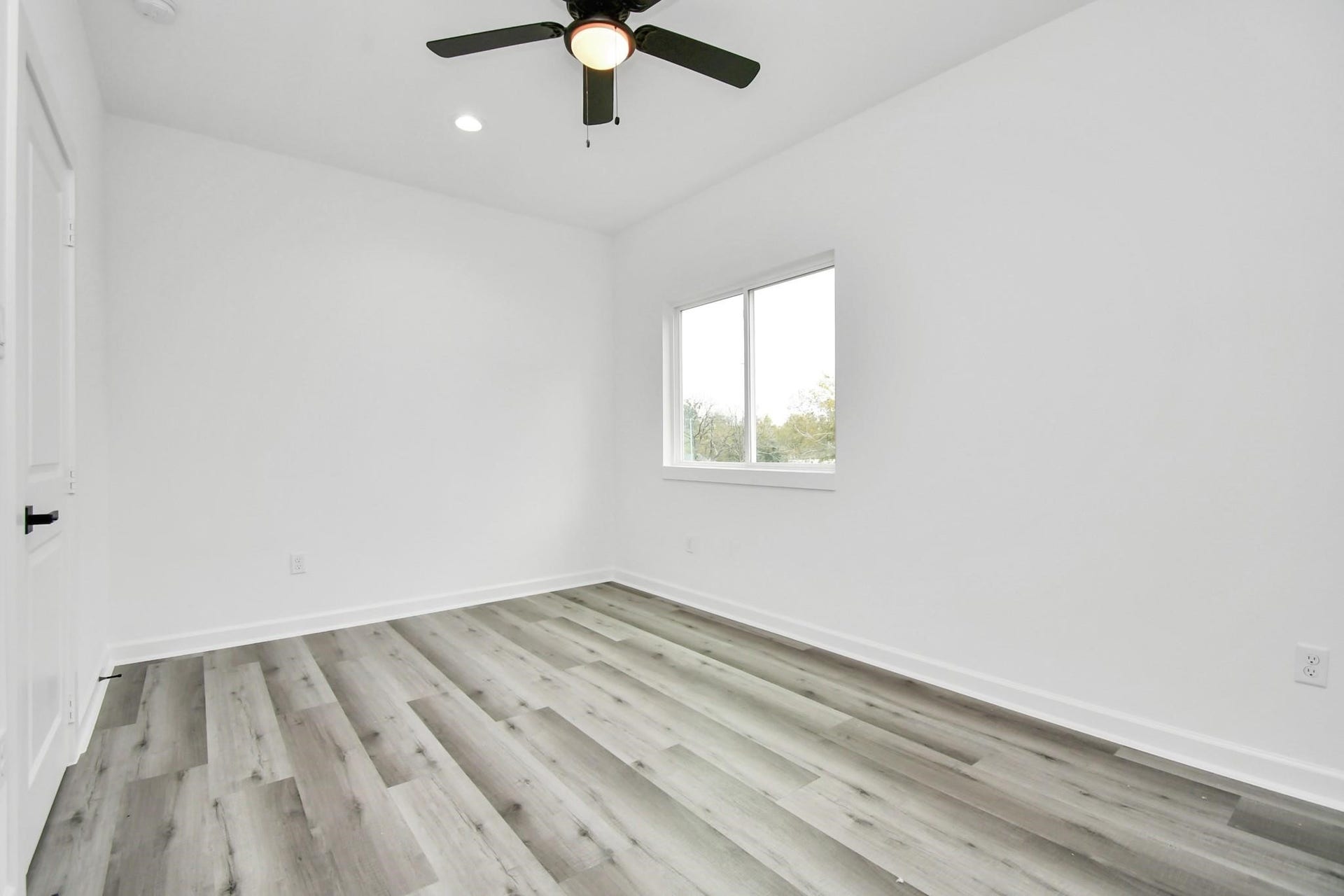 9315 Ashville Drive, #A B, Houston, TX 77051 Unit A