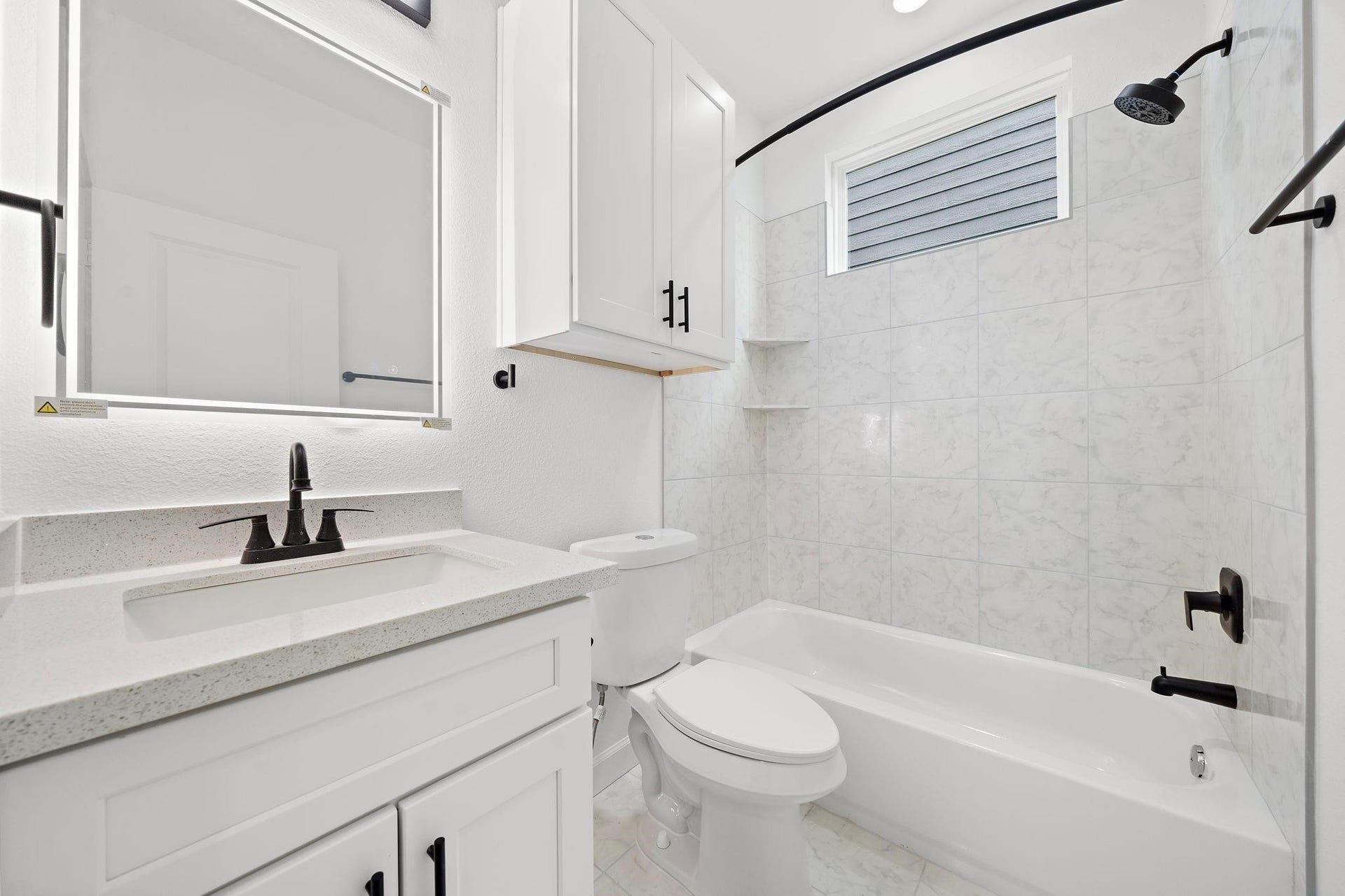 9315 Ashville Drive, #A B, Houston, TX 77051 Unit A