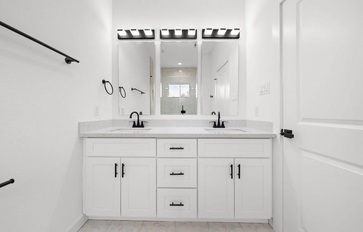 9315 Ashville Drive, #A B, Houston, TX 77051 Unit B
