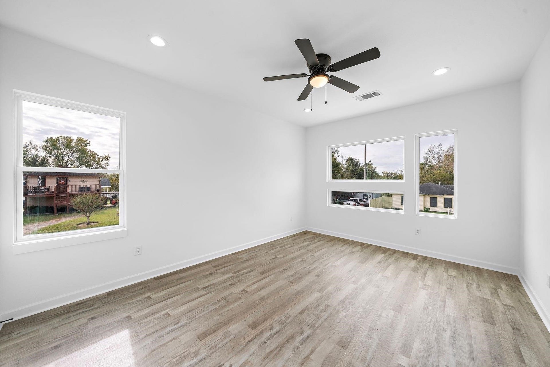 9315 Ashville Drive, #A B, Houston, TX 77051 Unit A