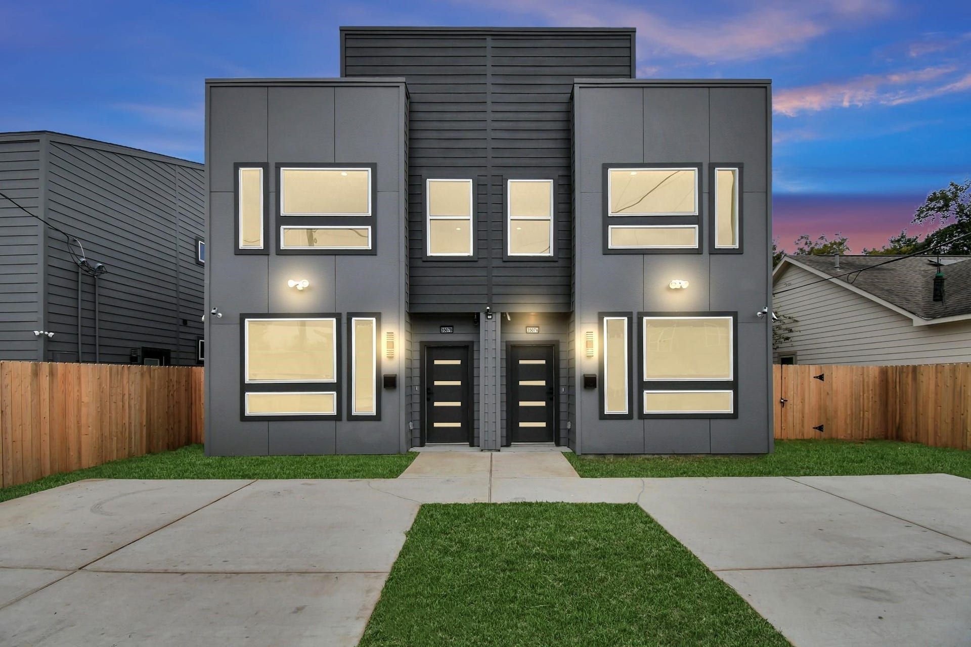 9315 Ashville Drive, #A B, Houston, TX 77051 9315 Ashville Drive, #A B, Houston, TX 77051