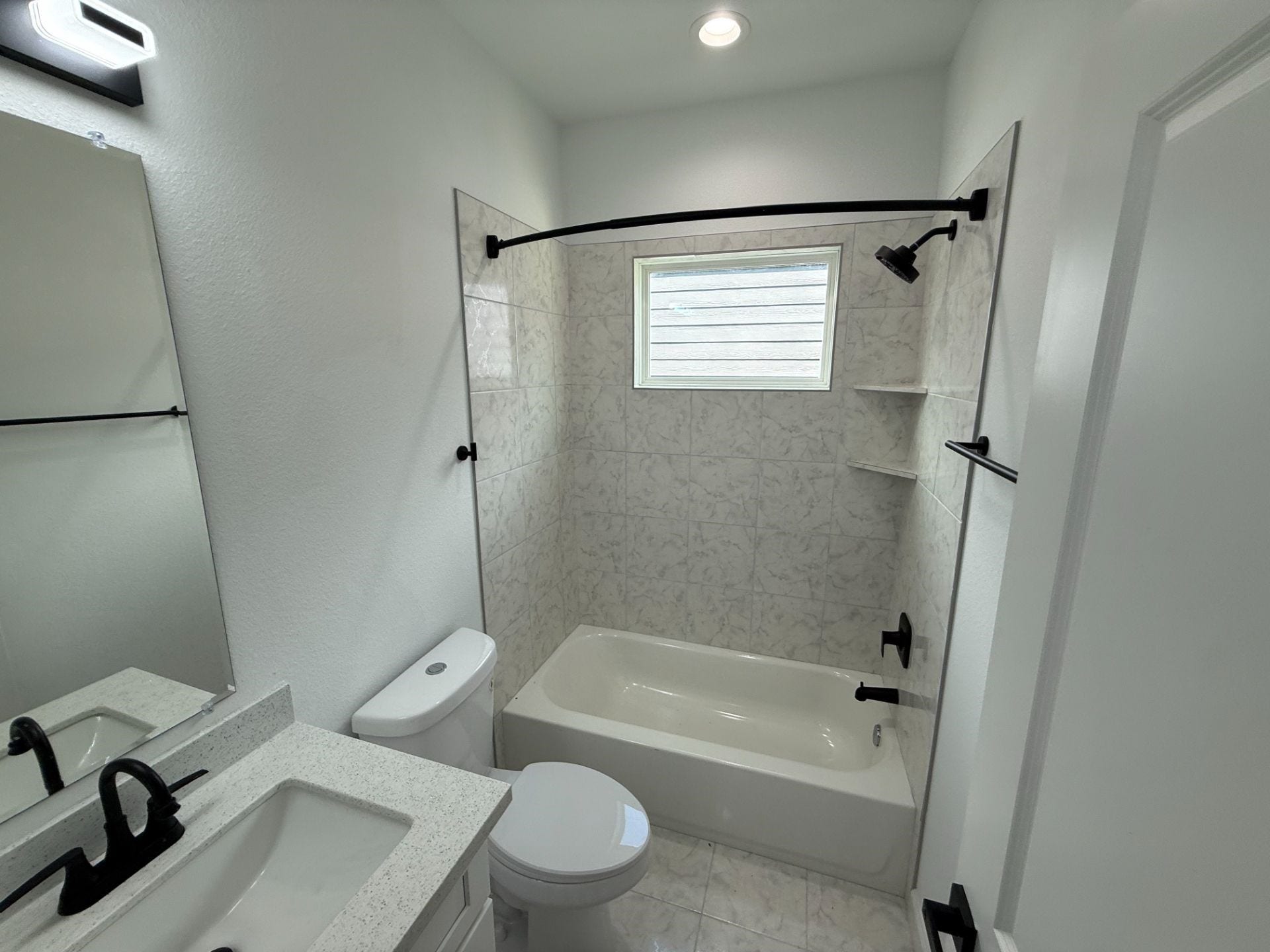 9315 Ashville Drive, #A B, Houston, TX 77051 Unit A