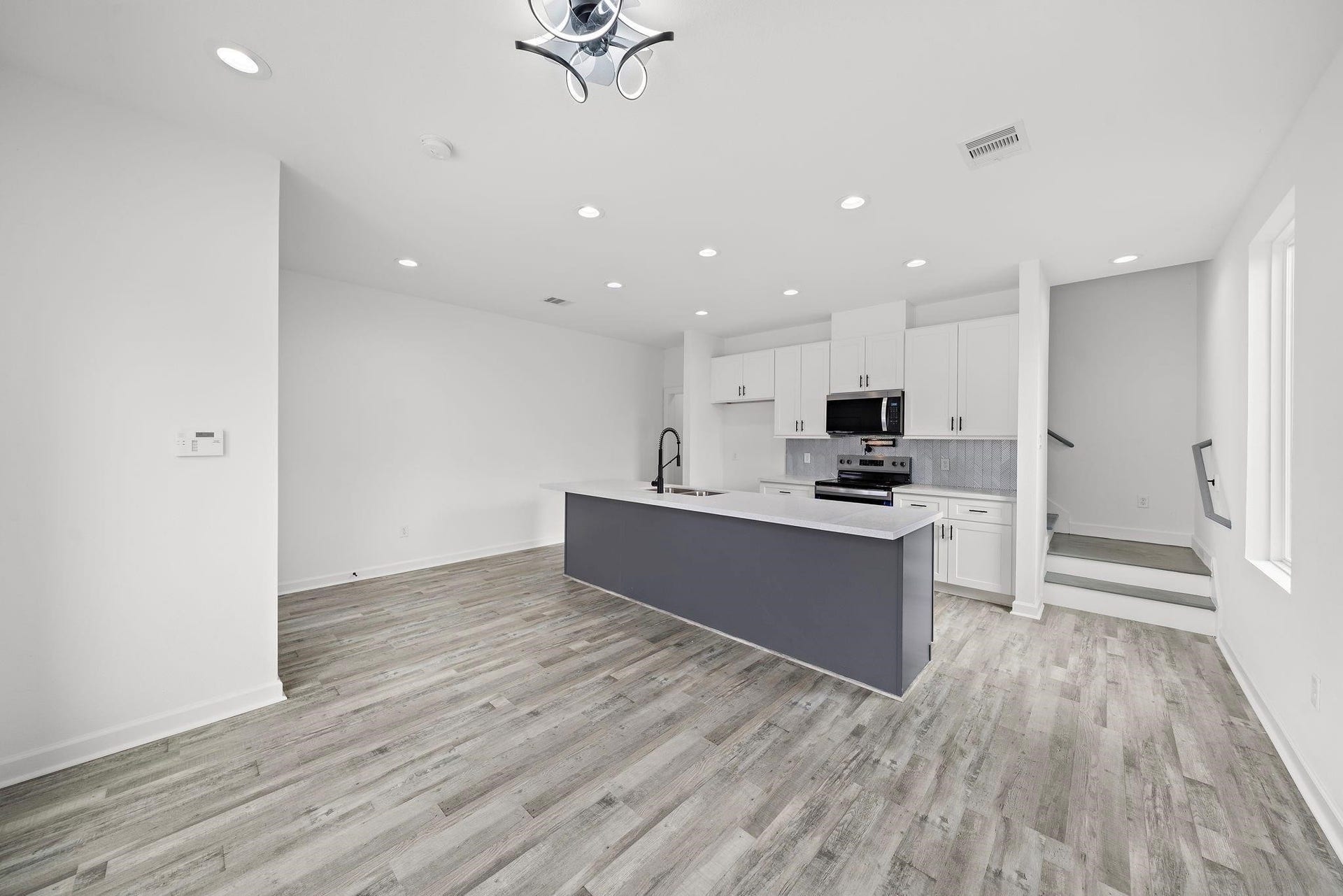 9315 Ashville Drive, #A B, Houston, TX 77051 Unit A