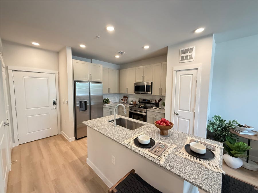 Property photo for 1610 Campbell Rd, #S1, Houston, TX