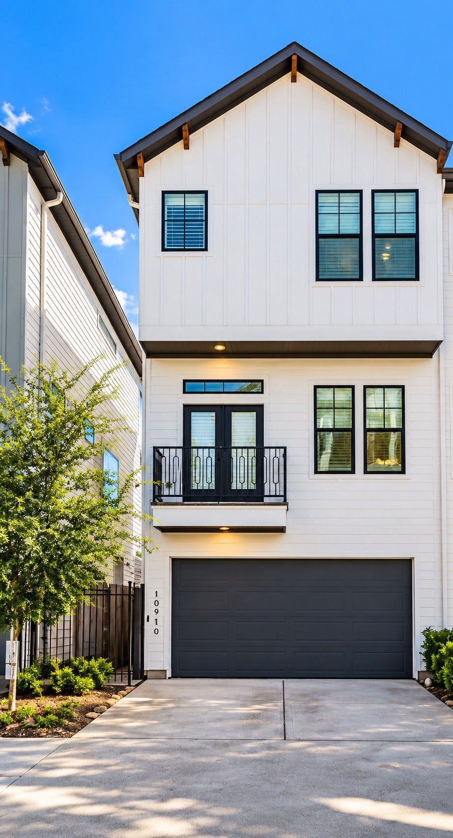 10910 Fire Creek Drive, Houston, TX 77043 10910 Fire Creek Drive, Houston, TX 77043