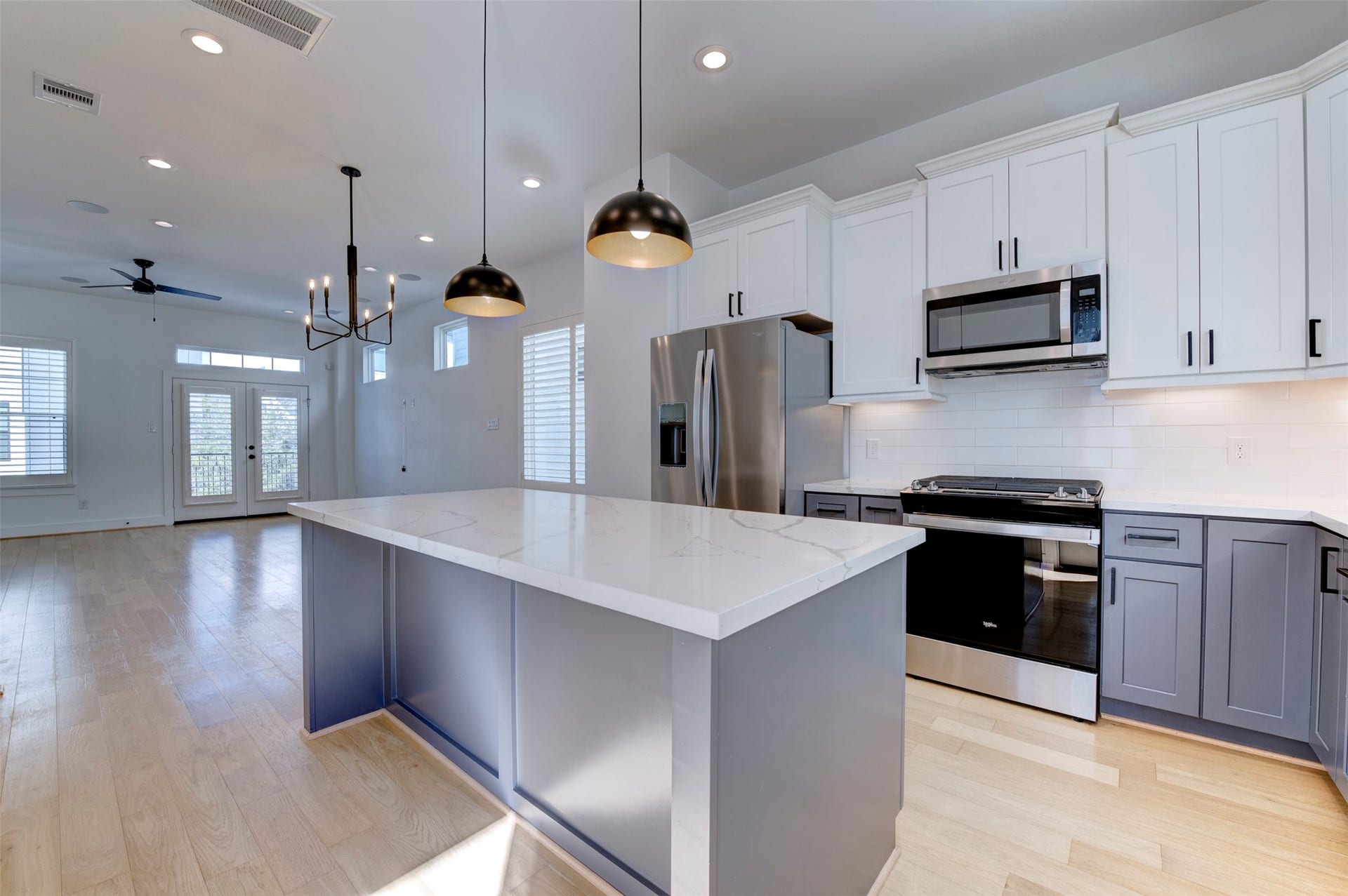 10910 Fire Creek Drive, Houston, TX 77043 10910 Fire Creek Drive, Houston, TX 77043