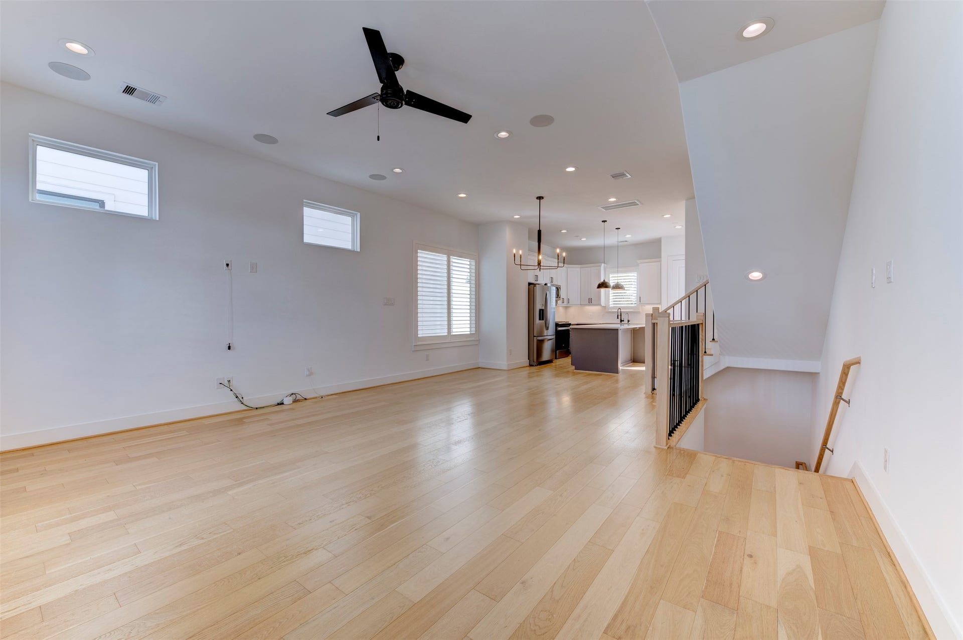 10910 Fire Creek Drive, Houston, TX 77043 10910 Fire Creek Drive, Houston, TX 77043